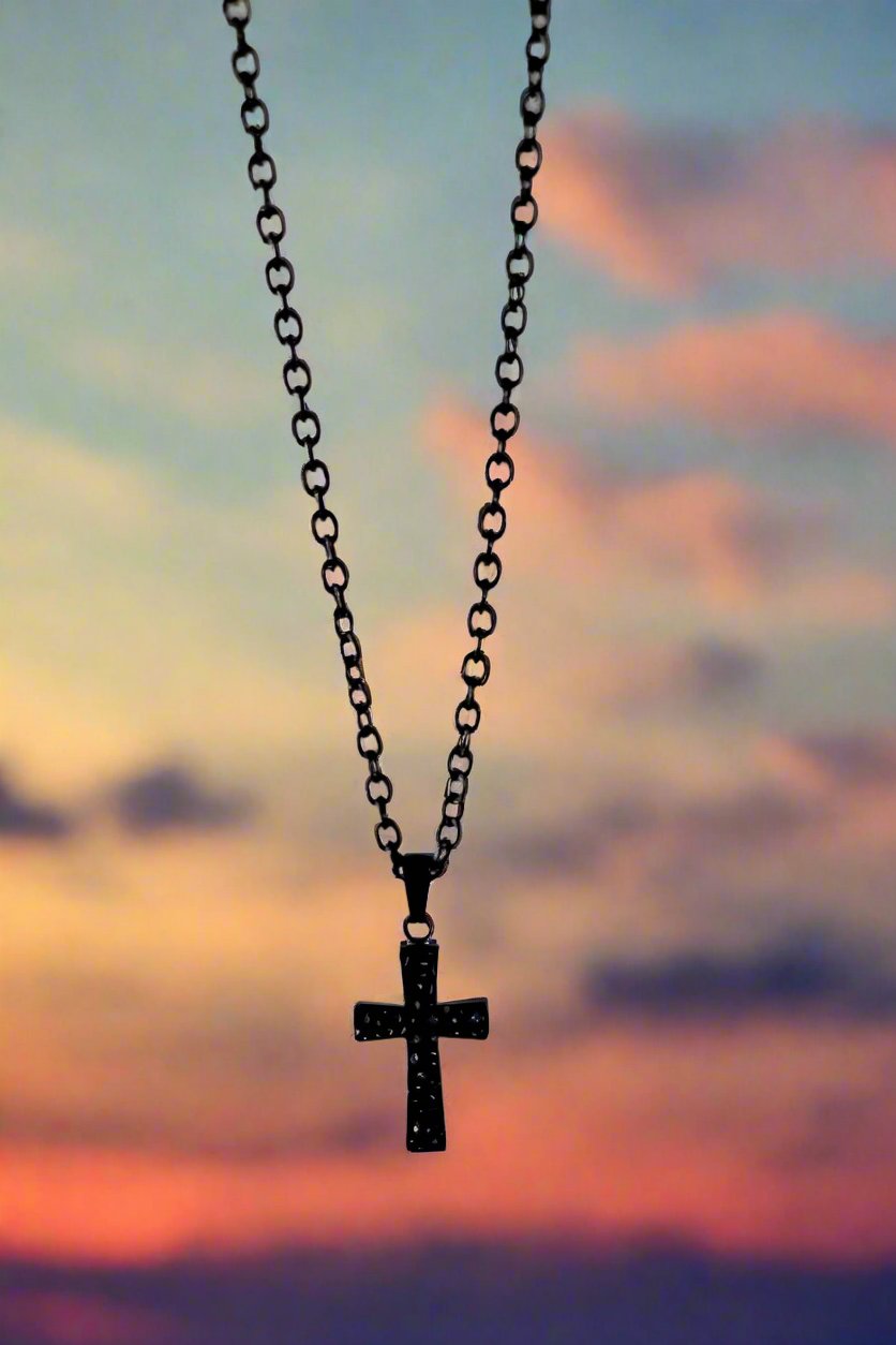 Sans honte ~ Ensemble collier et pendentif croix GUN METAL BLACK