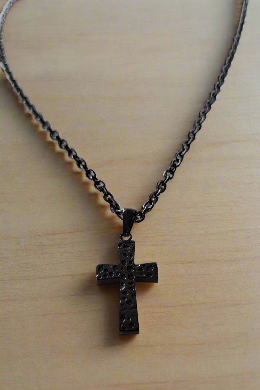 Sans honte ~ Ensemble collier et pendentif croix GUN METAL BLACK