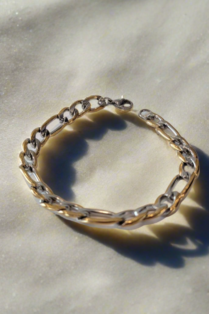 Bracelet homme Figaro, grosse maille chaîne Or et Argent avec fermoir mousqueton